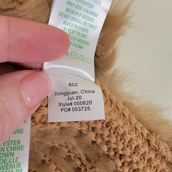 Lilly Pulitzer Torini Faux Fur And Knit Vest Size Medium Tan Metallic - Picture 7 of 8